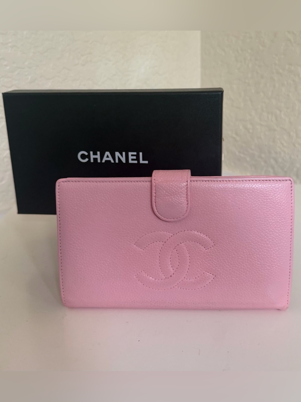 CHANEL 2004 VINTAGE PINK CAVIAR LONG COCOMARK WALLET FRENCH KISS LOCK Clutch Box